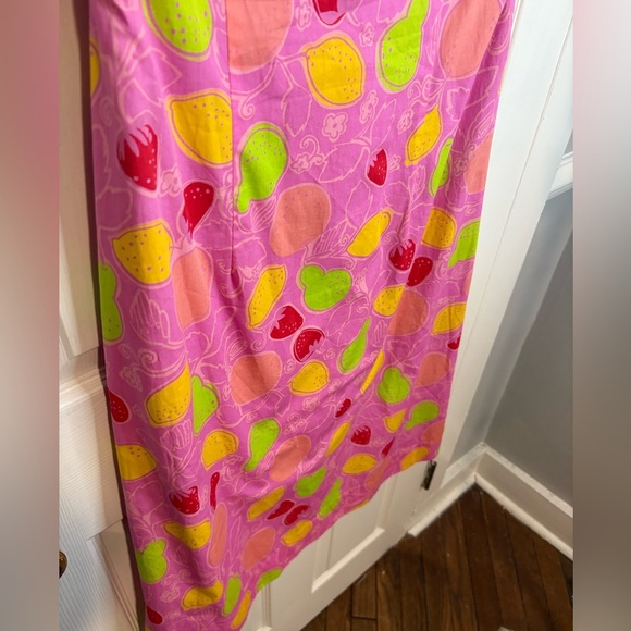 Vintage Lilly Pulitzer White Label Strapless Dress Size 8
Marzipan Fruit Print - Picture 5 of 9